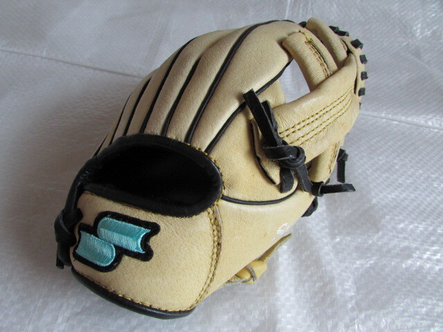 未使用に近い 幼児向け 未型付け 日焼け変色有り エスエスケイ グローブ SSK 右投げ キッズ 野球 豚革 SKJ-550F拍卖