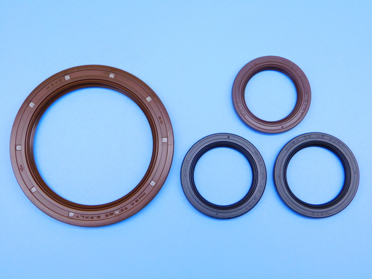 【オイルシール3点セット・カム・オイルポンプ・クランク】※ AE86 (前期・後期) (レビン・トレノ)拍卖