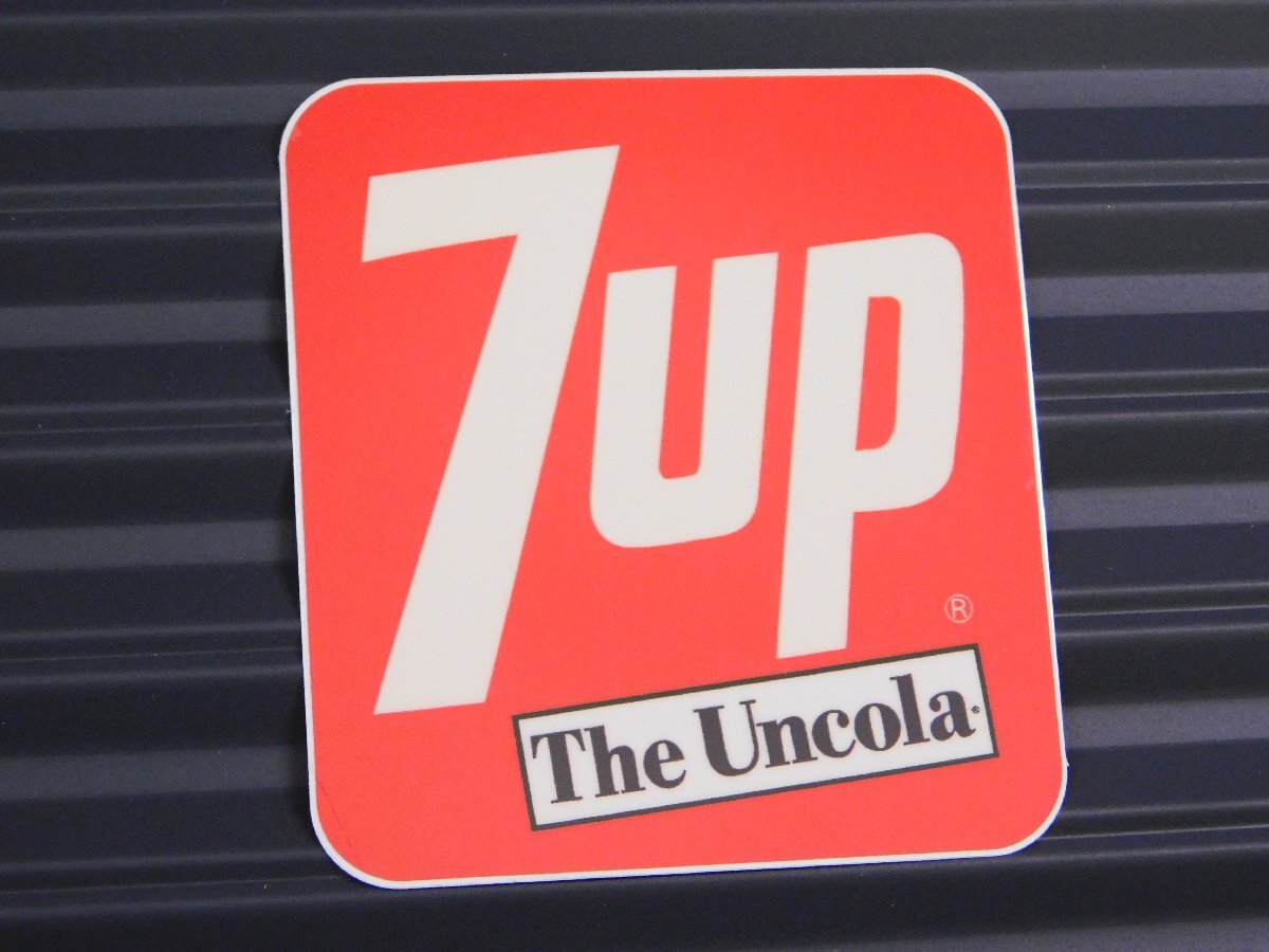 ◆送料\110◆【7UP・セブンアップ】※《ロゴステッカー/サイズ55×86mm》 68~80年代ロゴ アメリカン雑貨 ドリンク ステッカー拍卖