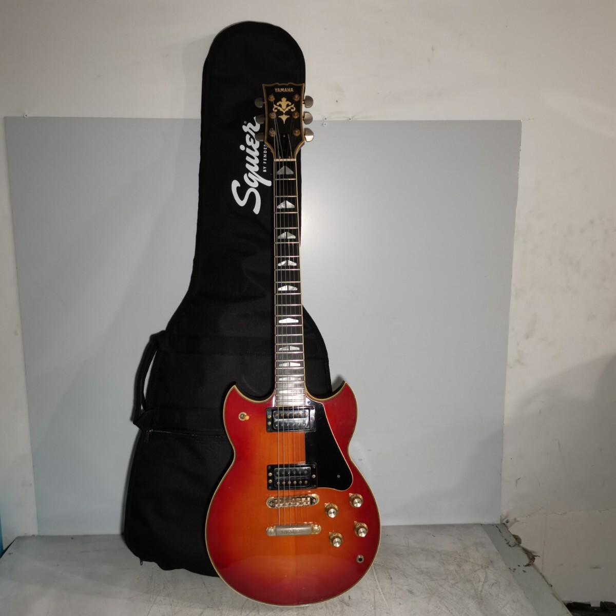 YAMAHA SG1000 エレキギター ケース付き 中古1501拍卖