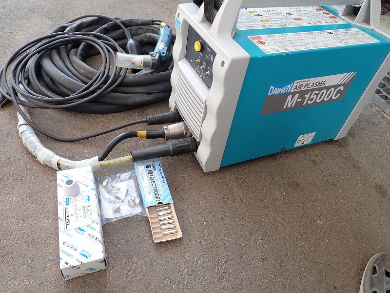 DAIHEN ダイヘン エアプラズマ切断用電源 VRMC-15 2014年製 100V /15A トーチ アース付、おまけチップ、電極、カップ拍卖