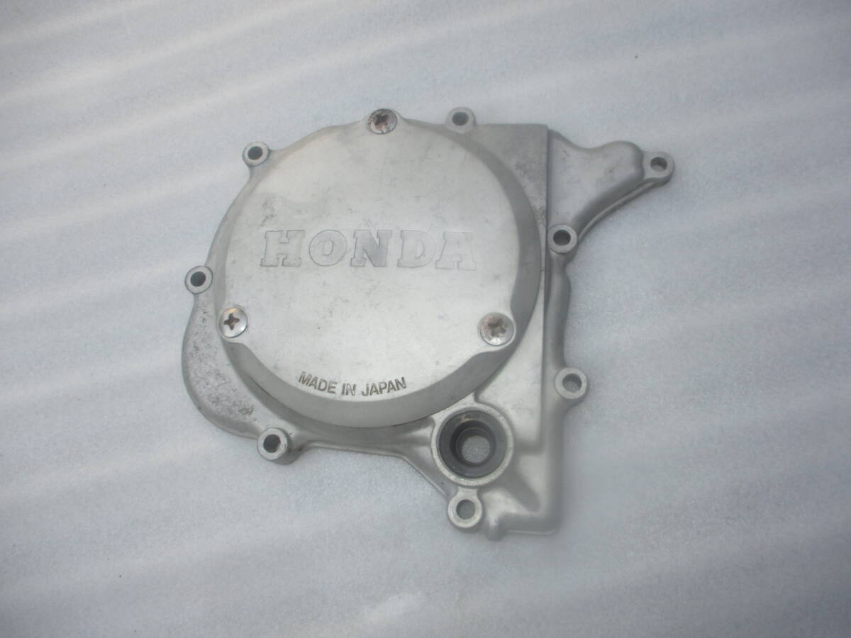 ☆希少☆CS90、ジェネレーターカバー、純正、デカ文字、旧字体、初期型、検索...CL90、ST90、SL90、CD90、プラマグカバー、左側カバー拍卖