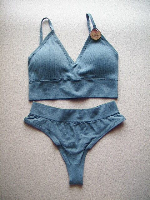 ◆スポーツブラ&Tバック 2点セット ヨガ ジム◆ノンワイヤー パッド付◆ブルー系◆Mサイズ◆ai33-2◆拍卖