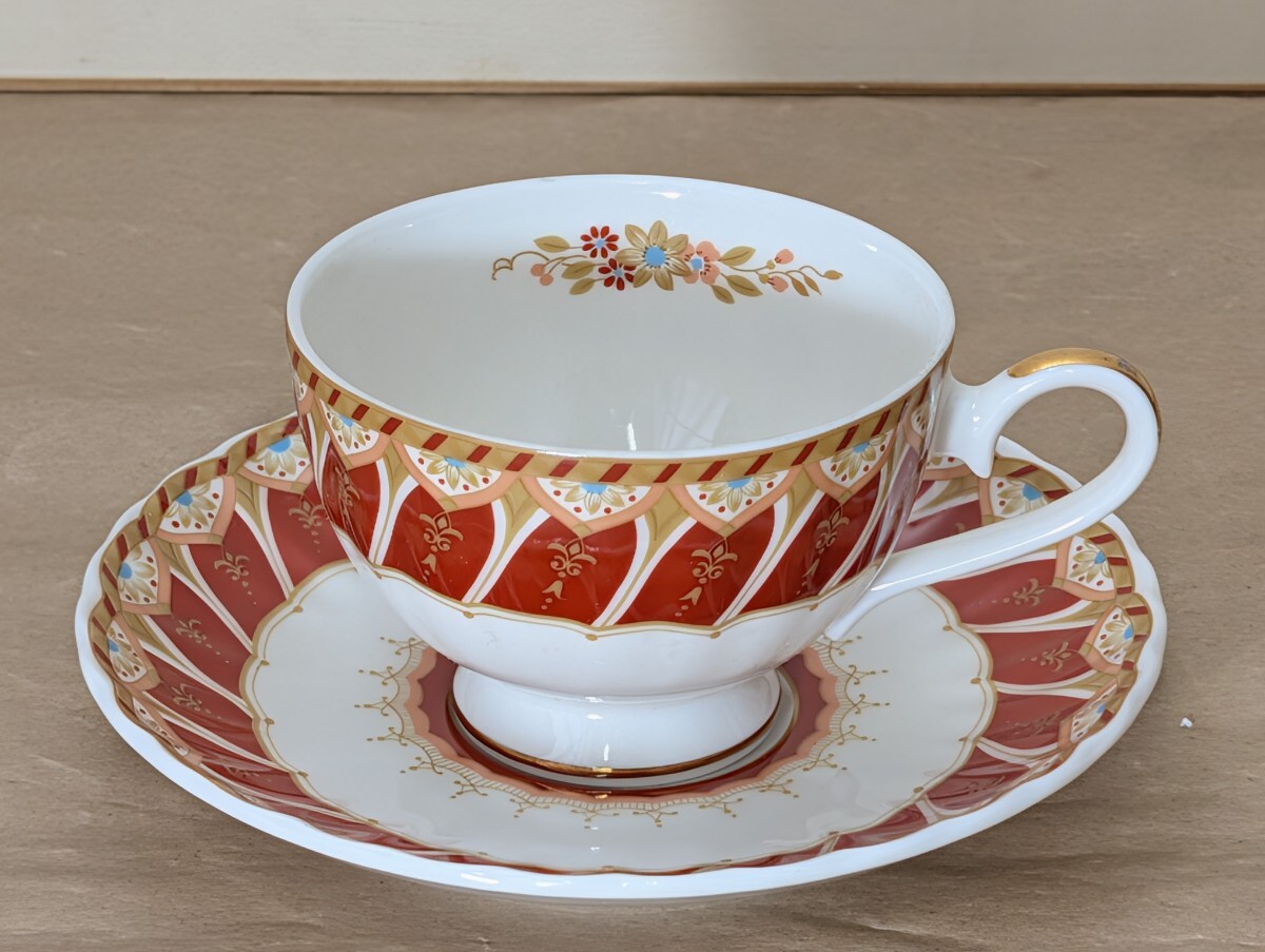 マルイ カップ&ソーサー 未使用 〔まとめて取引がお得⇒追加送料無し〕/珈琲紅茶碗皿/洋食器/陶磁器/拍卖