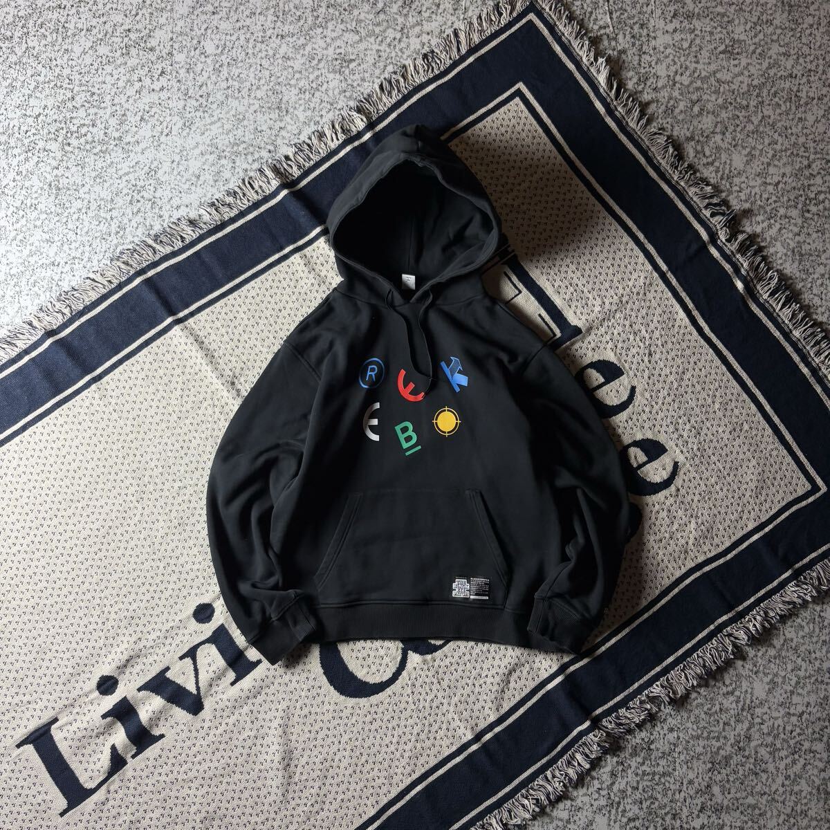 【Wネーム】ブラックアイパッチ×リーボック コラボスウェットパーカー フーディー ブラック Lサイズ 古着 ストリート拍卖