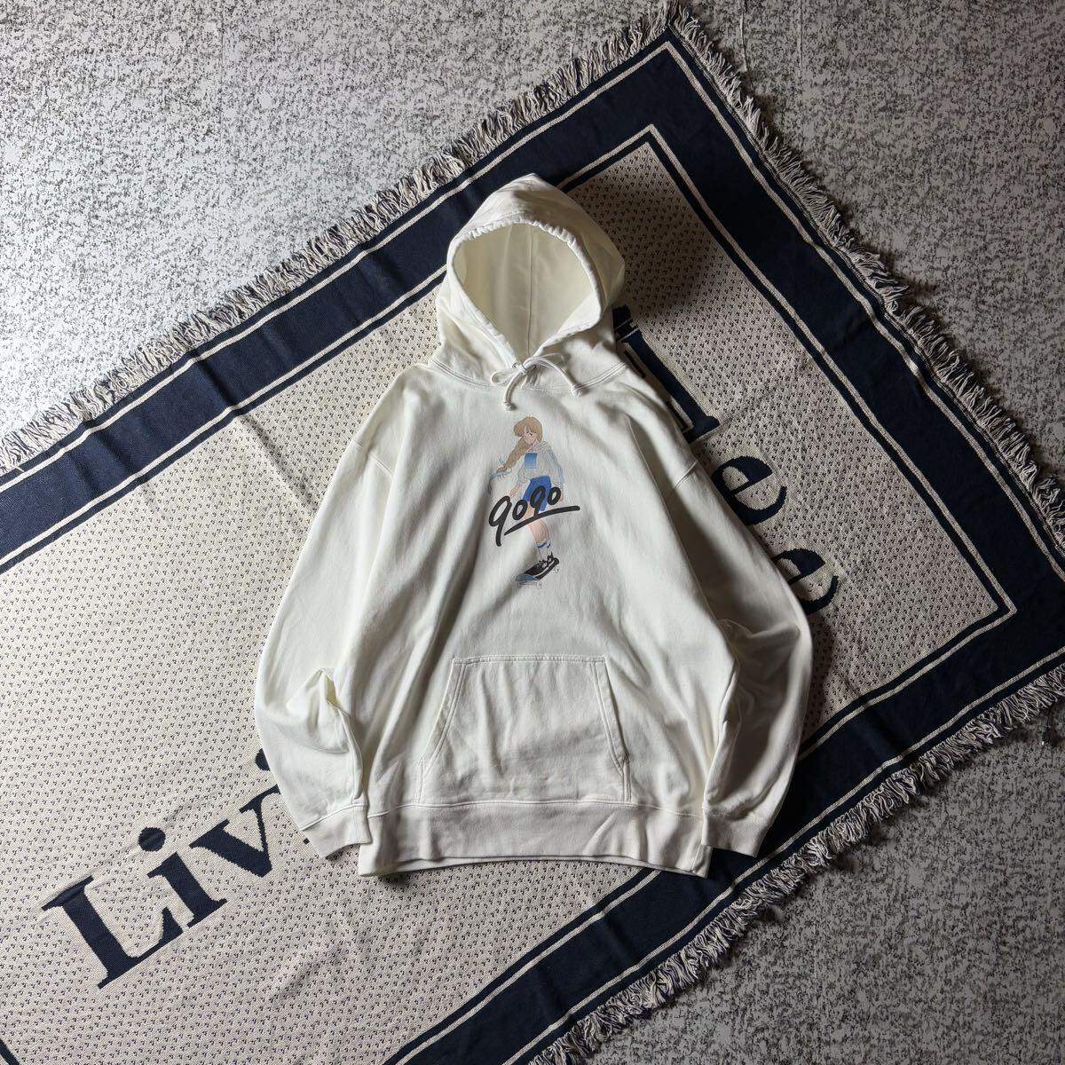 【ストリート】9090 スケーターガール プリントスウェットパーカー フーディー ホワイト XLサイズ 古着 プルオーバーパーカー拍卖