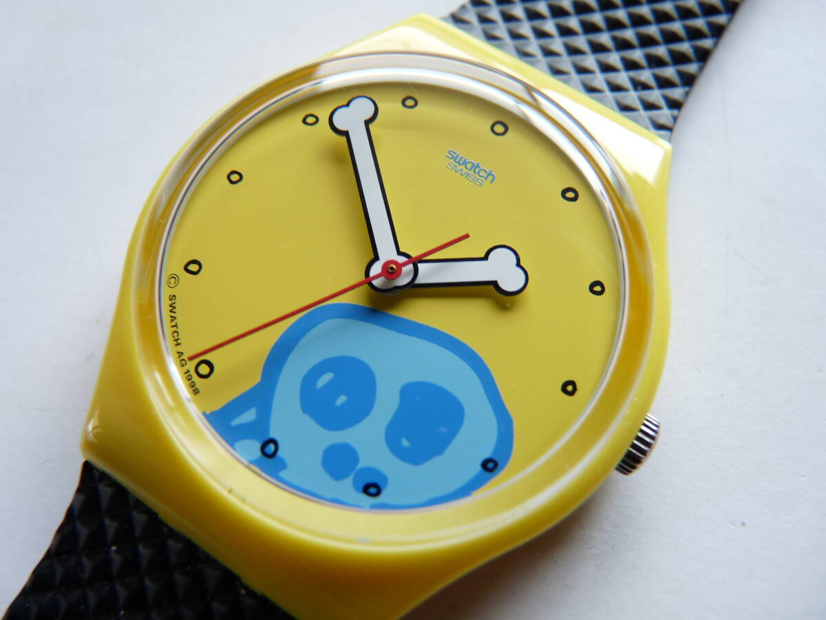 未使用電池交換済 スウォッチ レギュラーモデル Swatch 1999年モデル KANIBAL 品番GJ122 ベルト取替済拍卖