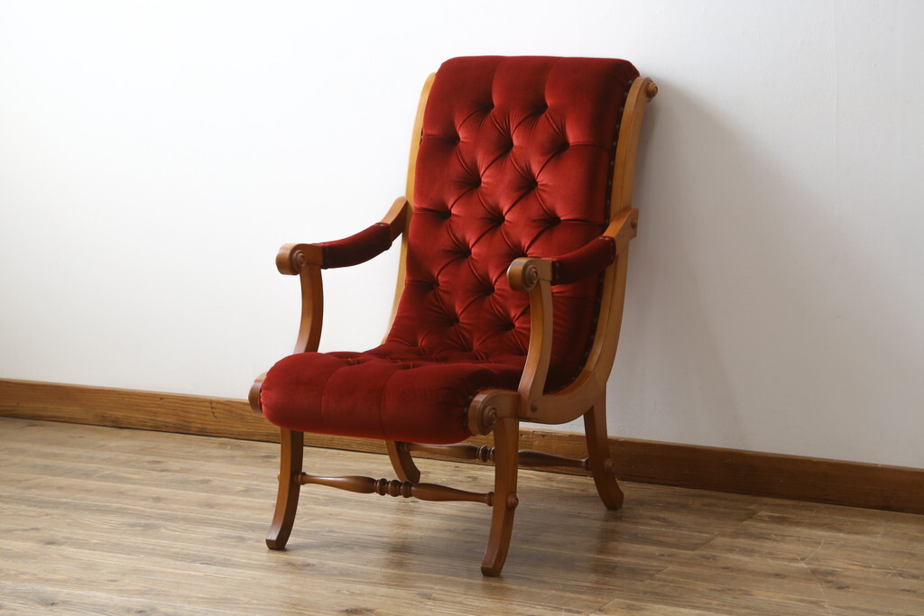 R-056911 中古 横浜ダニエル(daniel) ヨーロピアンなデザインが素敵なブーツワイドアームチェア(1人掛けソファ、ラウンジチェア、椅子)拍卖