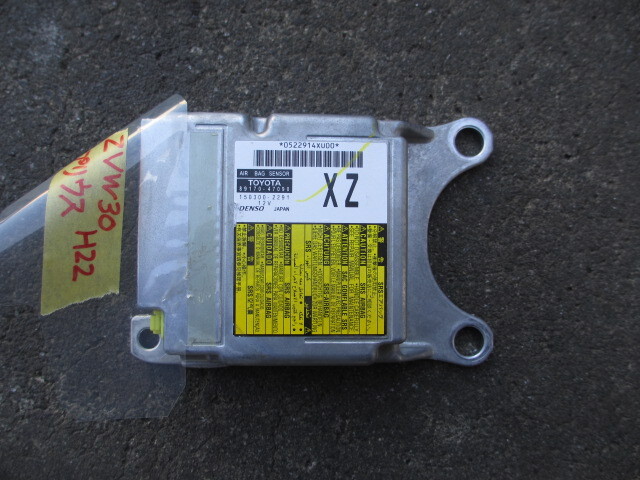 プリウス H22 エアバックコンピューター ZVW30 拍卖