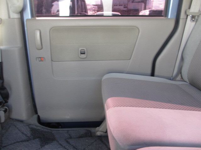 エブリィワゴン H23 右Rスライドドア内張 DA64W ZLU リア拍卖