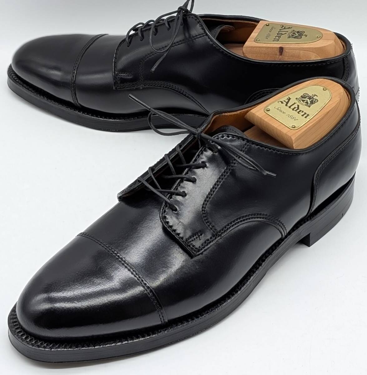 【極美】オールデン コードバン 2161 サイズ8.5D【送料無料】純正シューツリー付 ALDEN アバディーンラスト キャップトゥ ストレートチップ拍卖