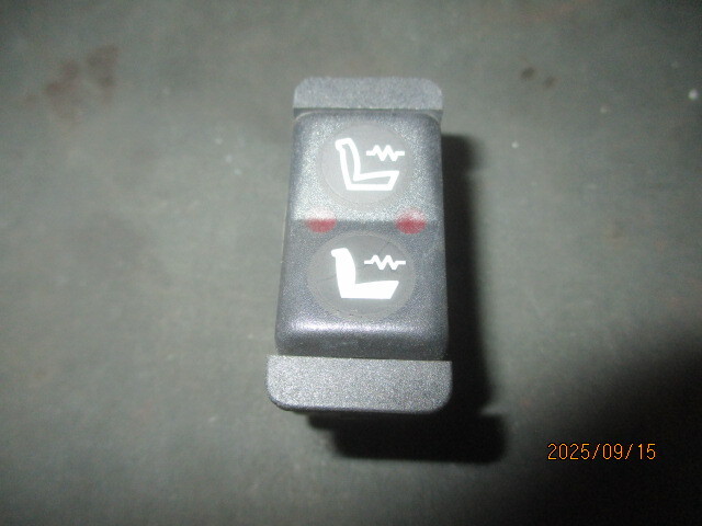 ■ベンツ W126 W124 シートヒータースイッチ 左 中古 1268206910 部品取あり シート ヒート スイッチ 560SEL 420SEL 300E 300E-24V E320■拍卖