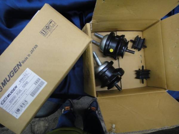 マジ本物 有名 高性能 ホンダ S2000 AP1 AP2 無限 ムゲン 強化エンジンマウント 4点セット 50800-XGS-S0N0 店頭在庫 即納有拍卖