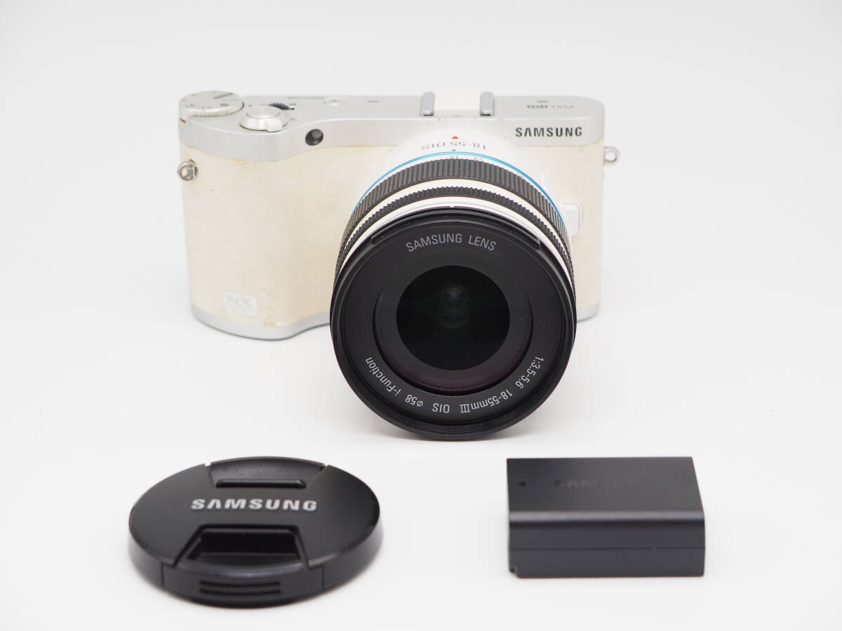Samsung サムスンNX300 ミラーレスデジタルカメラと20-50mmレンズ拍卖