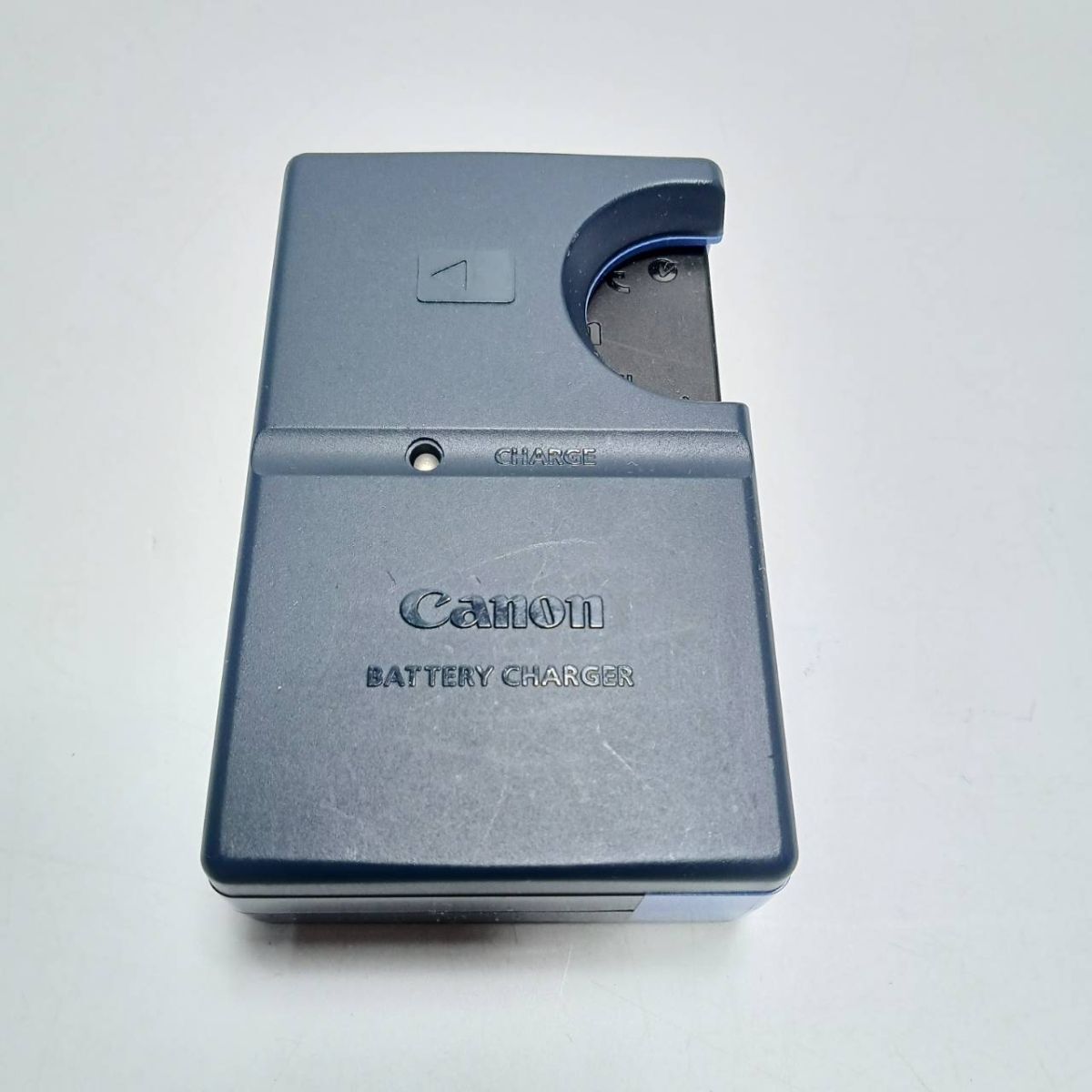 ●充電器●CANON●キヤノン CB-2LS バッテリ付き デジカメ カメラ 4.2V 0.5A 中古品 部品・パーツ関連商品 F8/k71745-100拍卖