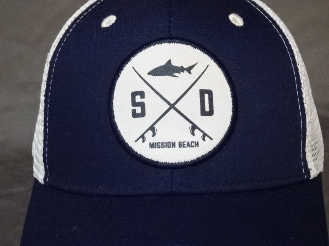激レア USA購入 カリフォルニア州 サンディエゴ 人気海岸 【Mission Beach San Diego】ロゴ刺繍ワッペン付 メッシュキャップ 中古品拍卖