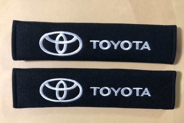 送料無料! 目立つ? トヨタ TOYOTAロゴ  黒シートベルトカバー クラウン マジェスタ マークX アクア ヴィッツ ヤリス拍卖
