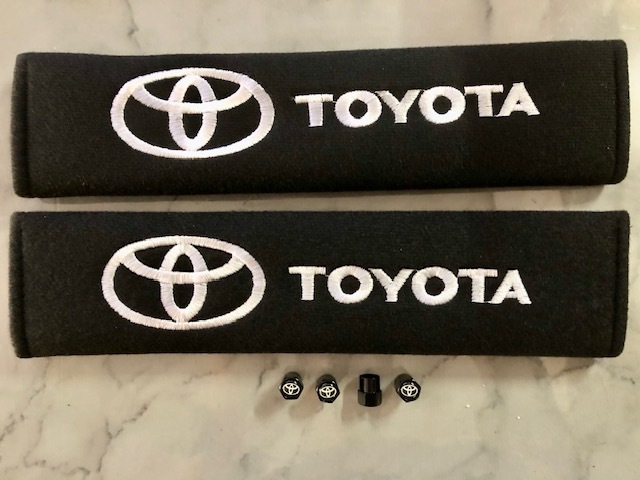 送料無料!さり気なく目立つ!TOYOTAロゴシートベルトパッド&タイヤバルブキャップセット 86 スープラ プリウス アクア ゼロクラ拍卖