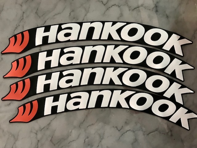 目立つ!かっこいい!ハンコック Hankookロゴ 目立つ大サイズ タイヤ用ラバーデカール 送料サービス  検索用レタリング ステッカー拍卖