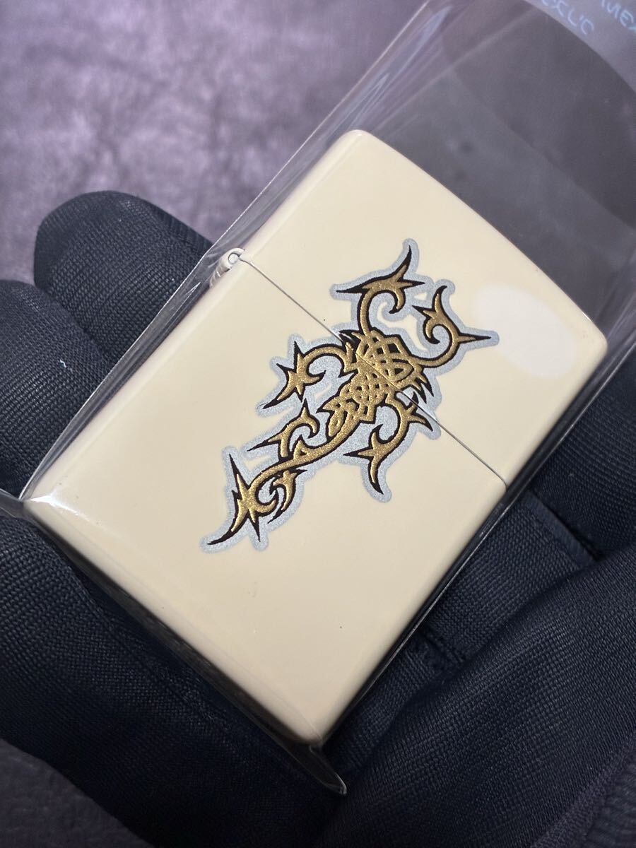 zippo クリーム ゴールドマーク 特殊加工 ヴィンテージ 2001年製 シルバーインナー 2001年製拍卖