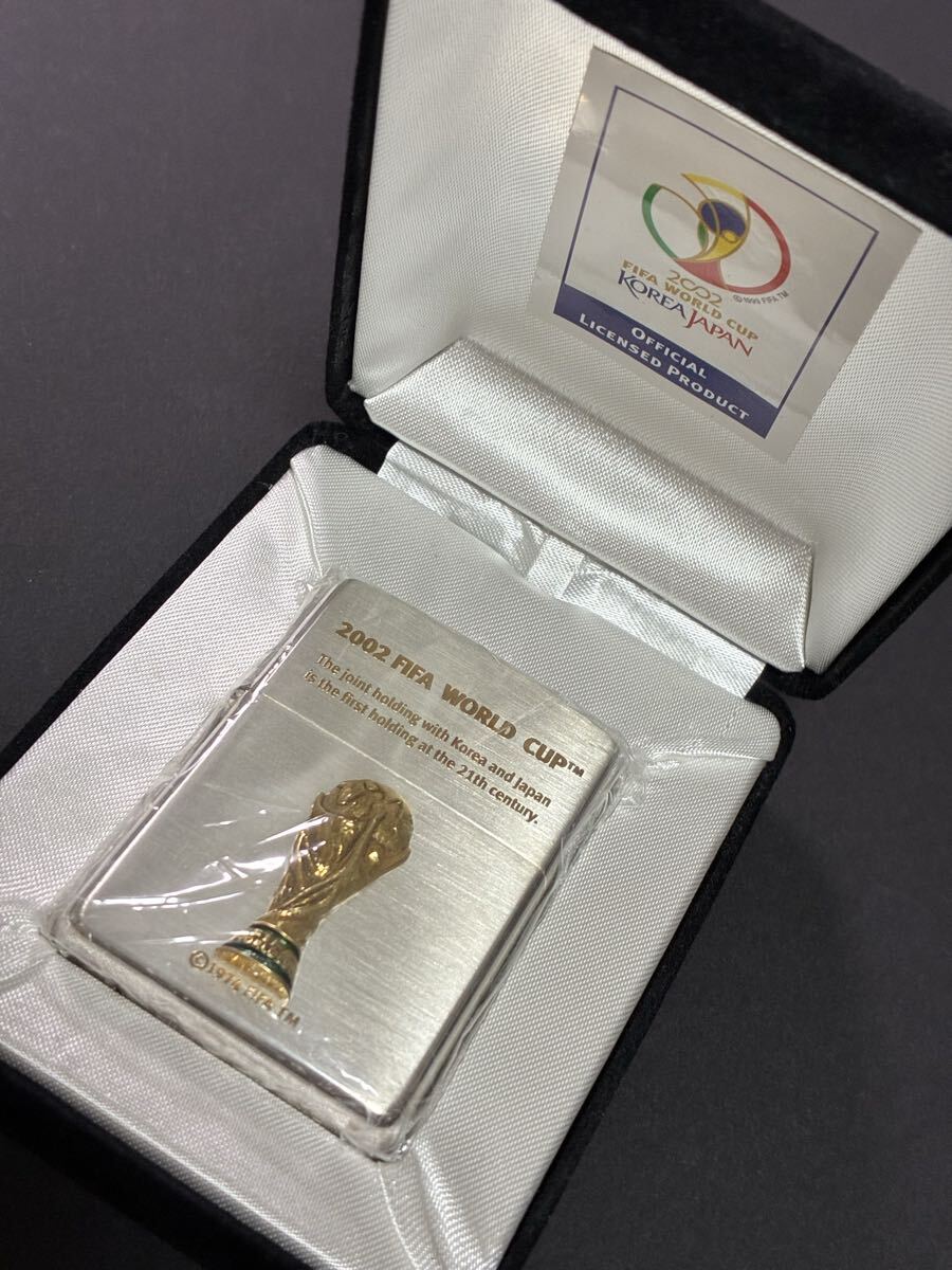 zippo ワールドカップ 限定品 立体メタル ヴィンテージ 2001年製 FIFA WORLD CUP シリアルナンバー NO.1152 専用ベロアケース 保証書付き拍卖