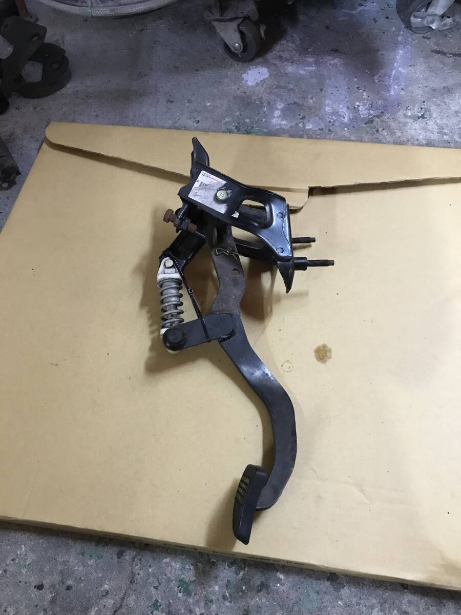 トヨタ純正 マークII チェイサー クレスタ JZX100 クラッチペダル 拍卖