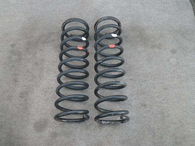 タント カスタムRS☆L375S◆純正リアスプリング 中古品 6392拍卖