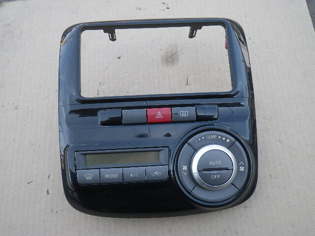 タント カスタムRS☆L375S◆センターパネル 中古品 6416拍卖