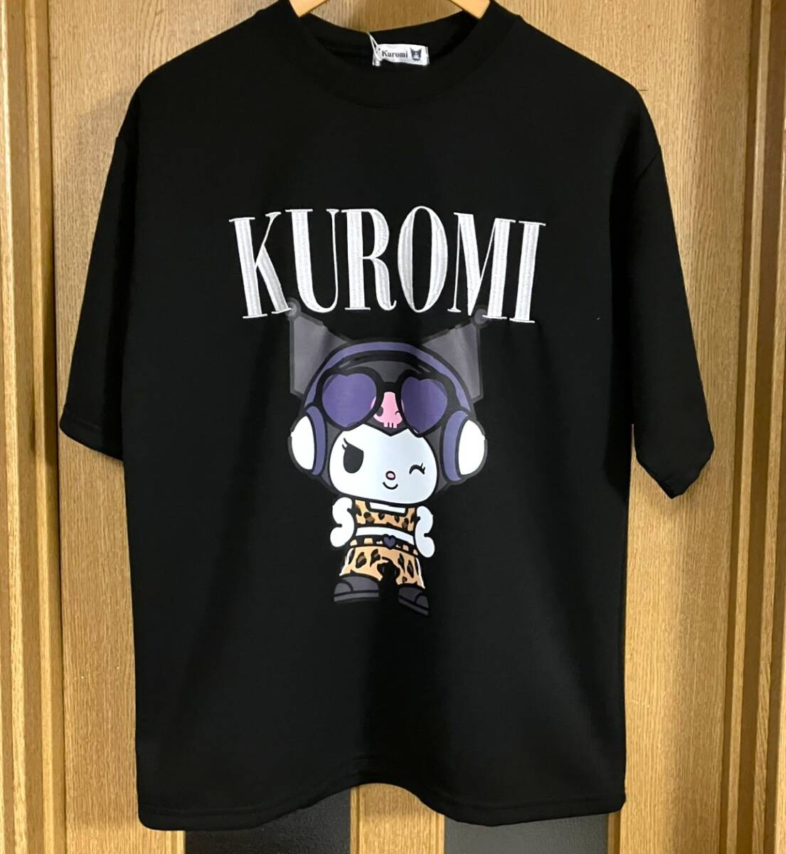 新品 タグ付き サンリオ クロミ Tシャツ 黒 メンズMサイズ 拍卖