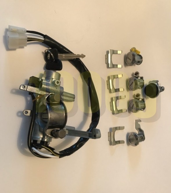 【スズキ純正新品】 未使用品 ★超希少品★ ジムニー JA11 キーセット JA11V JA11C 1990/2-1992/6 C拍卖