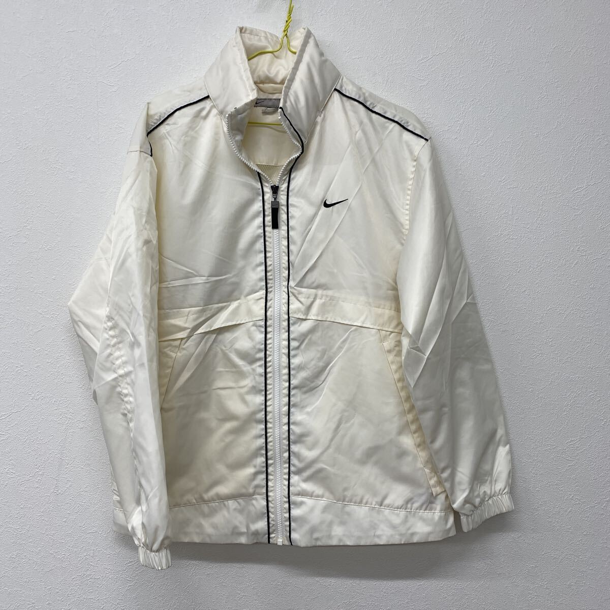 NIKE ナイキ  メンズ   ナイロンジャケット  上下セット アイボリー  Sサイズ ロ40拍卖