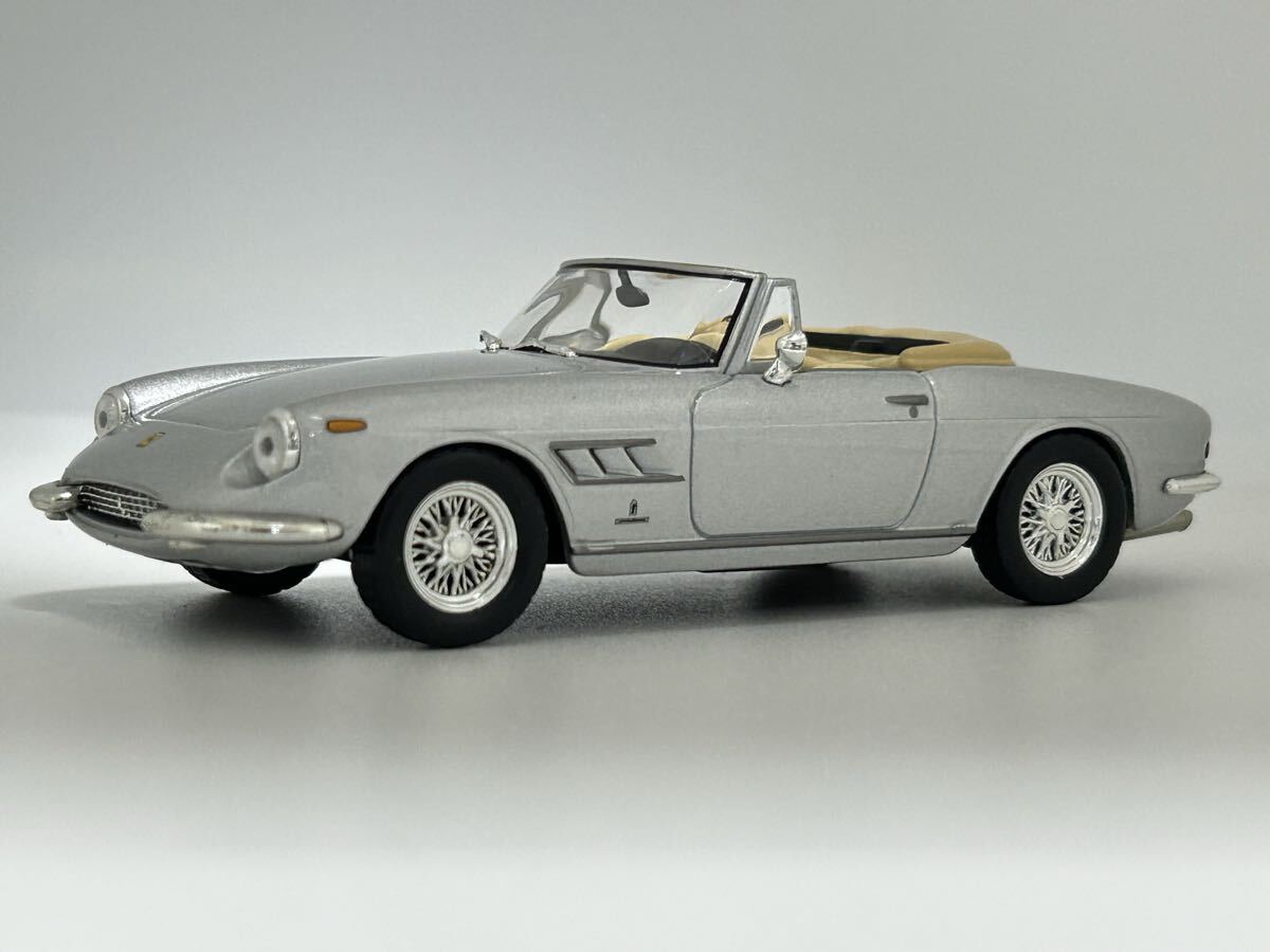 フェラーリ 330 GTS ミニカー 1/43 Ferrari拍卖