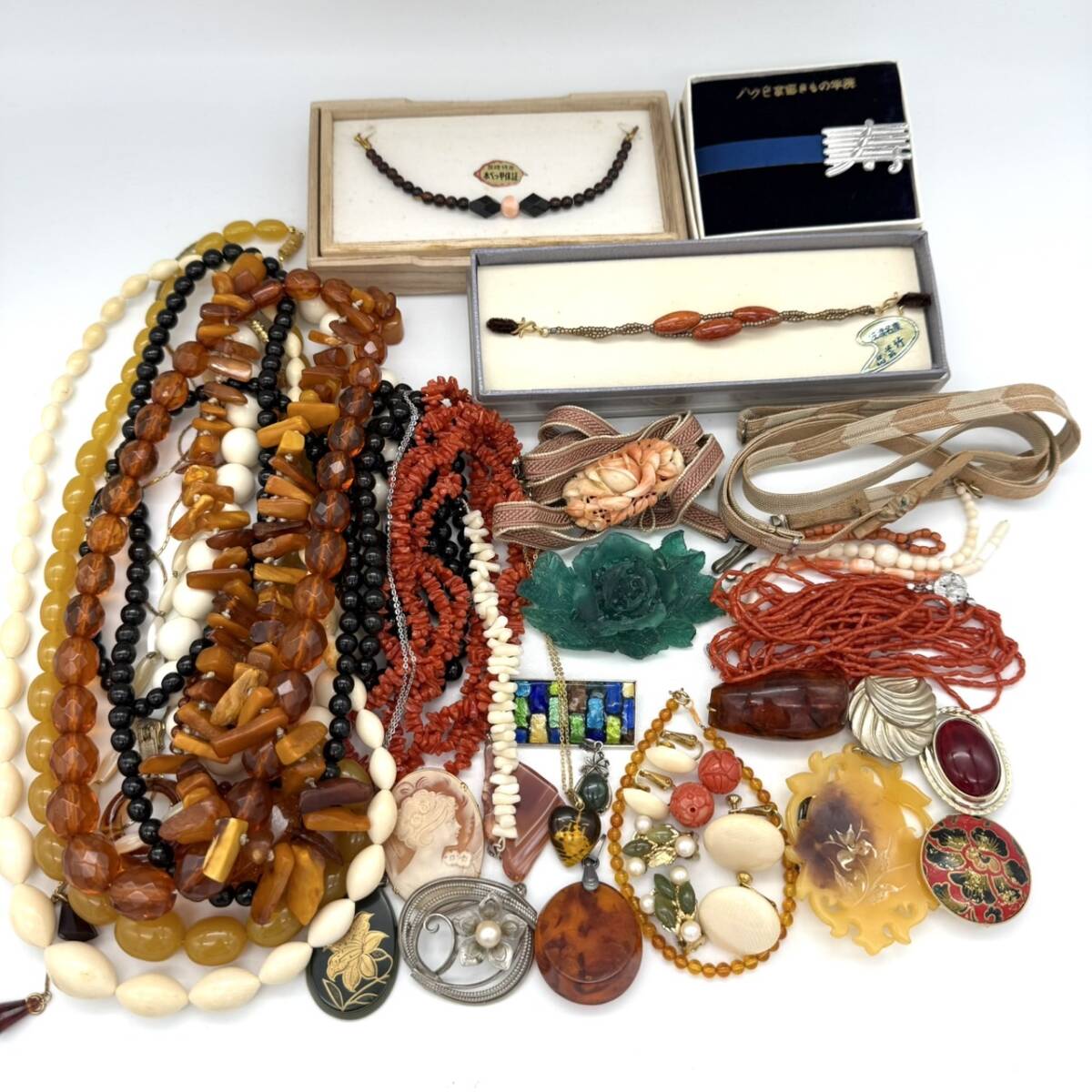 1円~ K18 9.9K silver シルバー 刻印あり 琥珀 べっ甲 アクセサリー おまとめ 珊瑚 サンゴ 帯どめ 和小物 ネックレス アンバー イミテ拍卖