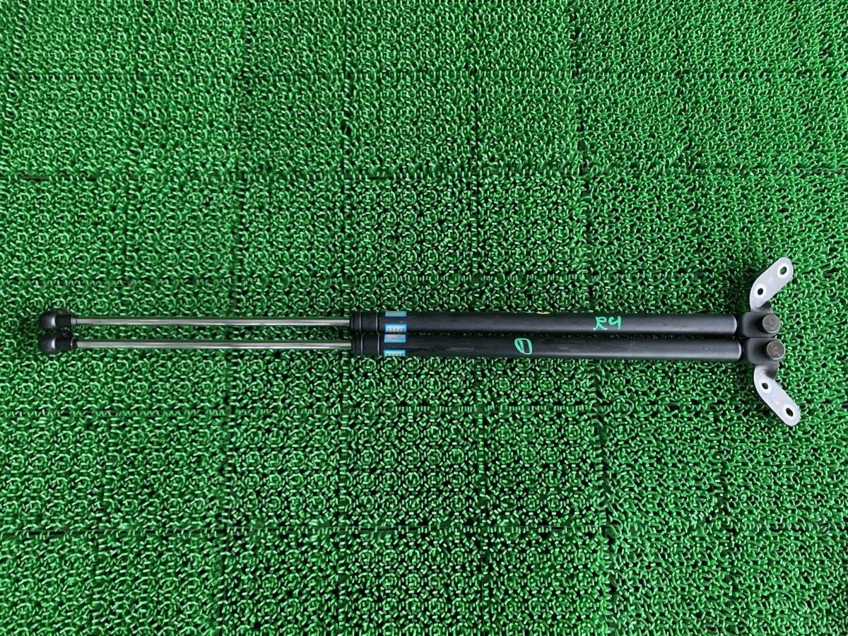 ●即決値段●動作OK● Z3-3 スバル R2 RC1 RC2 リアゲートダンパー リア ダンパー ショック 左右拍卖