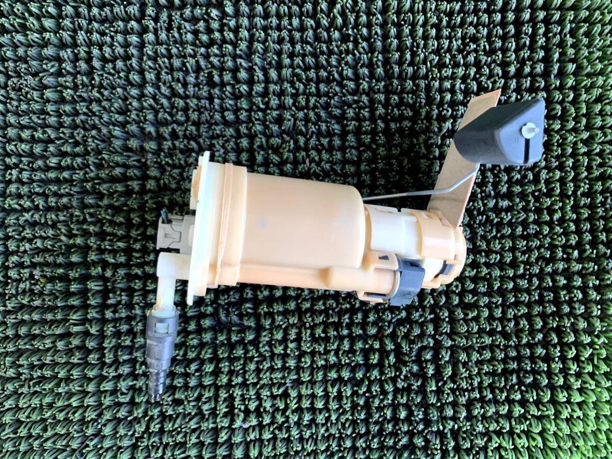 ●即決値段●動作OK●Z5-5スバル ステラ RN2 RN1 フューエルポンプ 燃料ポンプ ガソリンポンプ ヒューエルポンプ拍卖