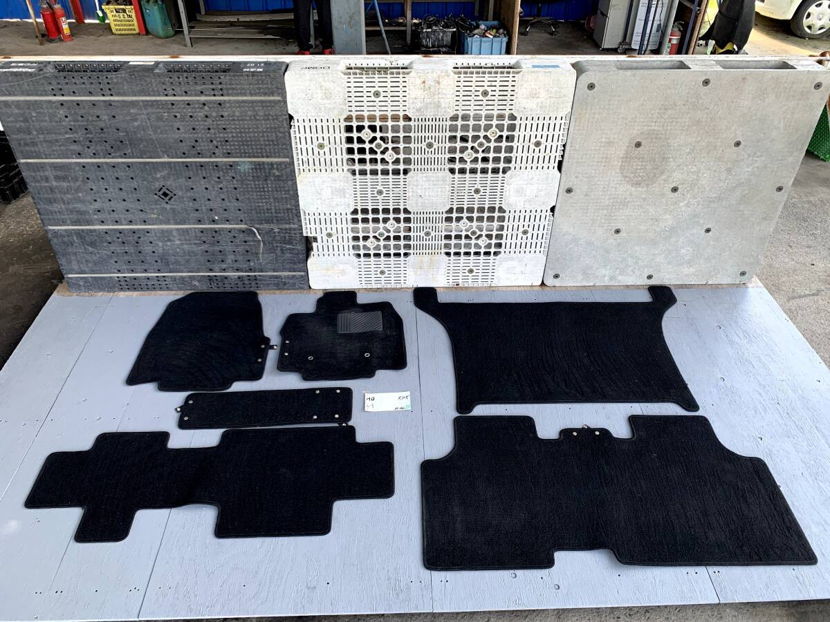 ●即決値段●250812 (33) ホンダ ステップワゴン RK5 フロアマット 1台分 室内マット 6枚 フロア カーペット フロント リア 左右拍卖