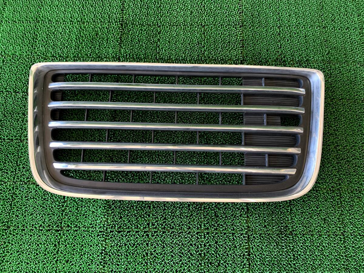 ●即決値段● ホンダ ホビオ HJ1 フロントグリル フロントグリル ラジエーターグリル 71121-SHRW-0030拍卖