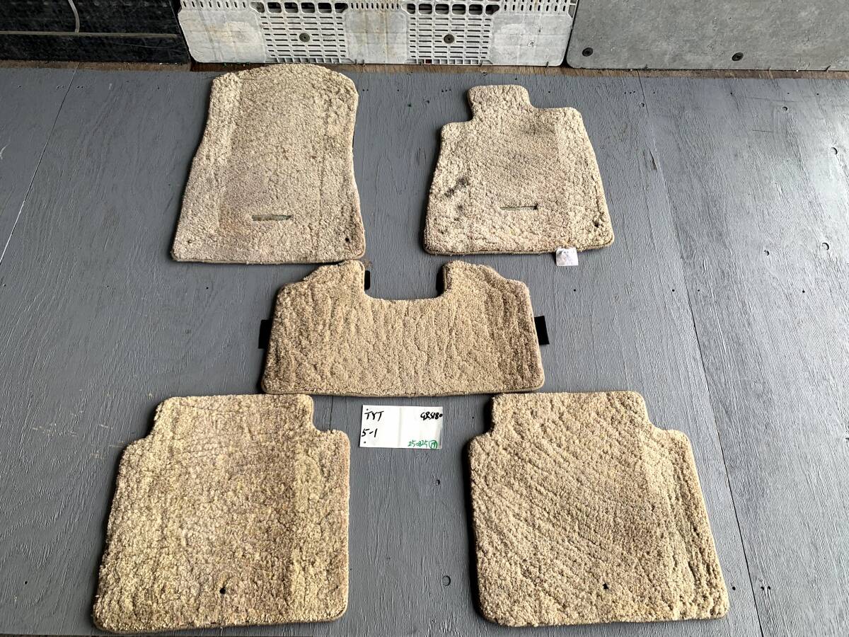 ●即決値段●250825 (19) トヨタ クラウン GRS180 フロアマット 1台分 室内マット 5枚 フロア カーペット フロント リア 左右拍卖