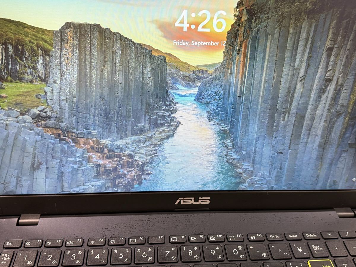 エイスース ASUS ノートパソコン ASUS Vivobook Go(15.6型/Windows 11 Home/Celeron N4500 メモリ 4GB/eMMC 128GB) スターブラック拍卖