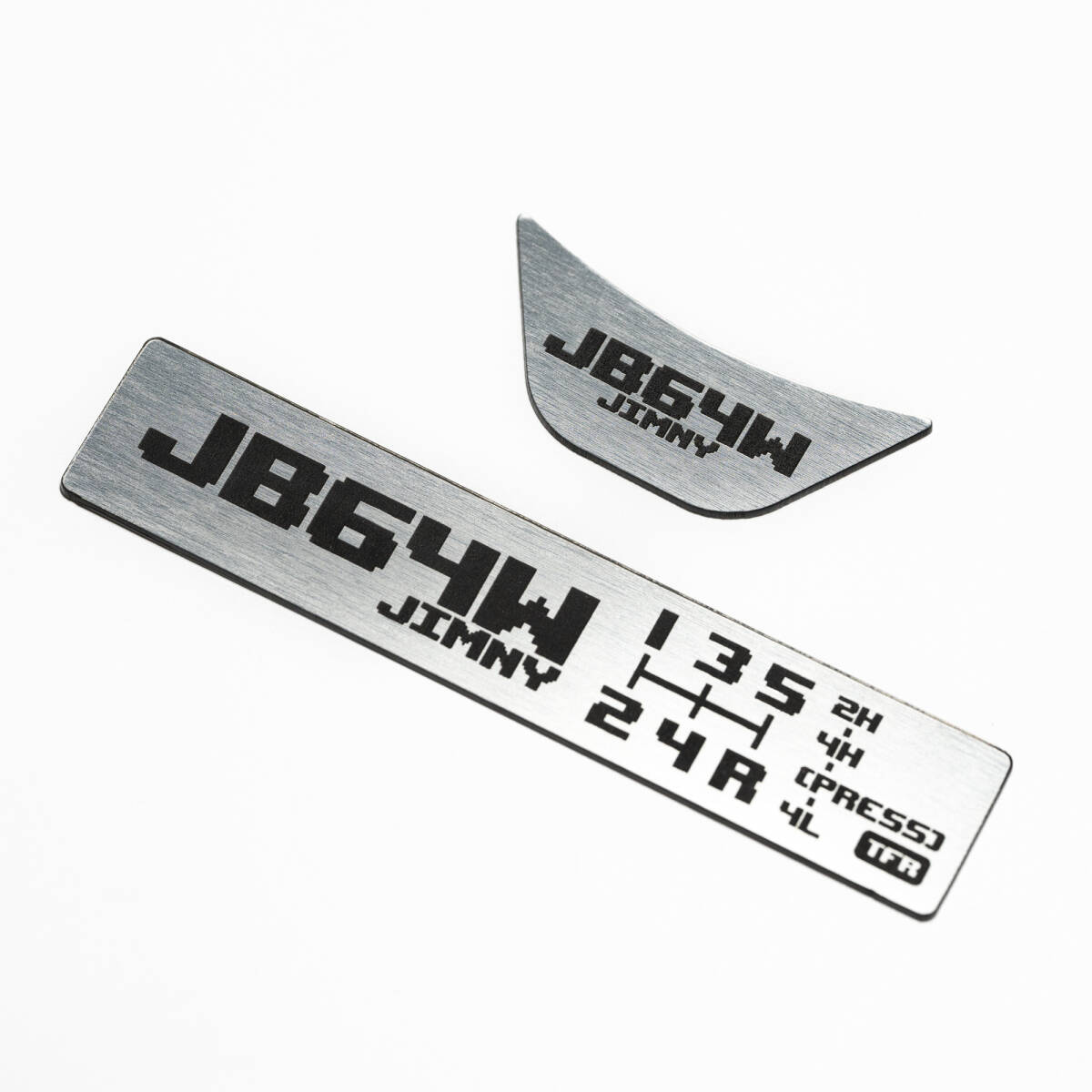 スズキ ジムニー(JB64W)用 シフトパターンプレートセット(MT/シルバー)拍卖