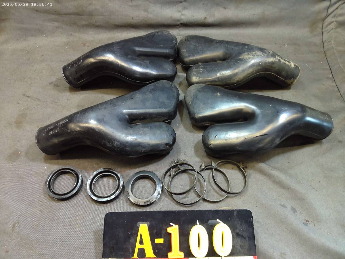 当時物の純正品のRG400γガンマ エアーインテーク 1台分セット拍卖