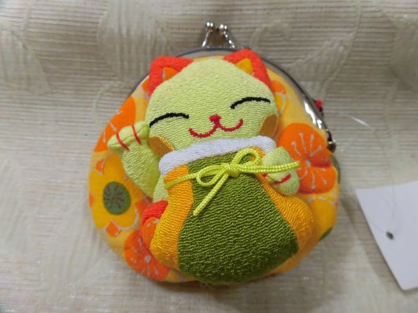 866 ちりめんガマ口財布 招き猫と巾着 黄系拍卖