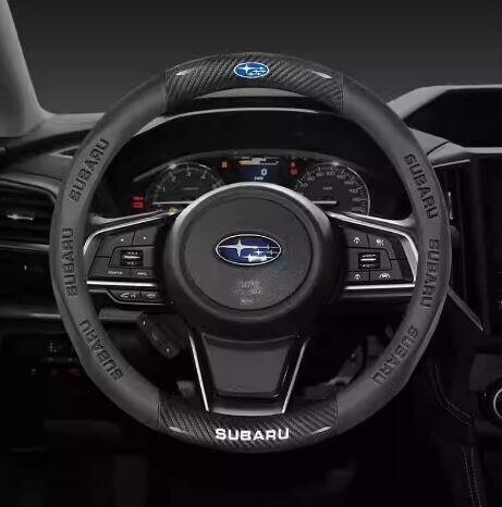 スバル 専用 ハンドルカバー ステアリングカバー 円型 本革 カーボン調拍卖
