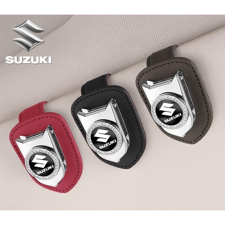 スズキ 車載メガネクリップ サングラスクリップ メガネボックス 車用 4色選択可 クリップ式開閉 サンバイザー 人工ダイヤモンドエッジ拍卖