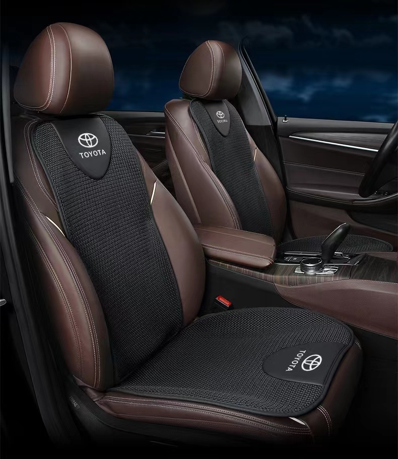 トヨタ TOYOTA ロゴ 春夏用3D立体通気性弾性素材 シートカバー クッション 座席の背もたれ拍卖