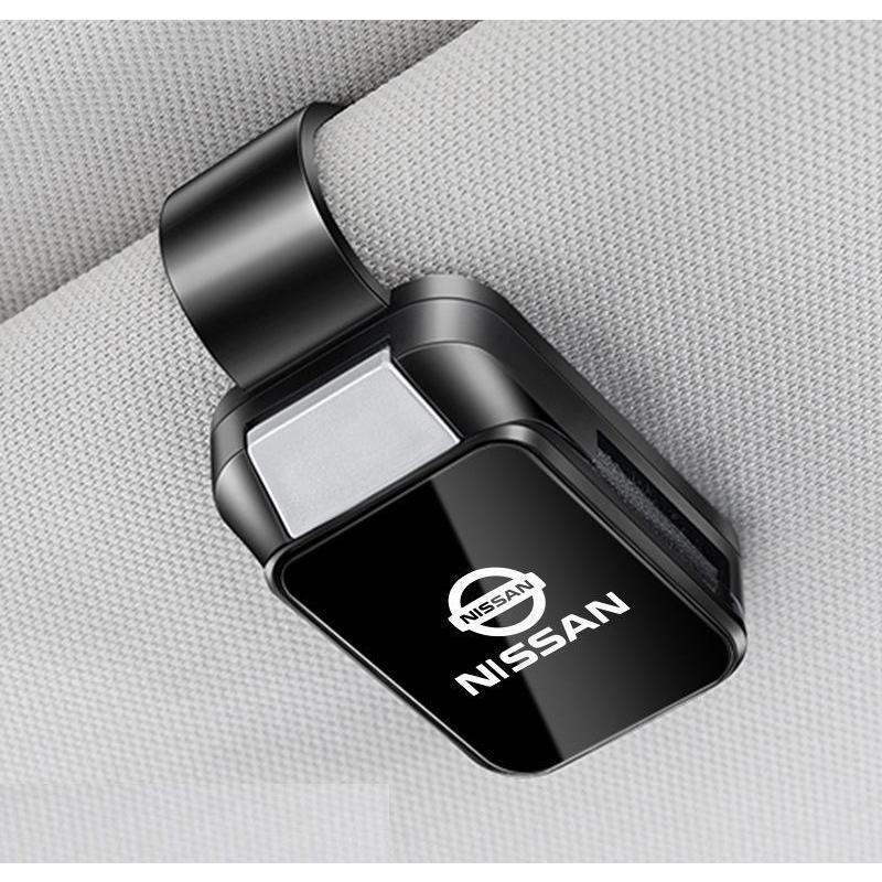 日産 ニッサン NISSAN 車載メガネクリップ メガネボックス 車用メガネケース サングラスクリップ クリップ式開閉 サンバイザー★2色選択★拍卖