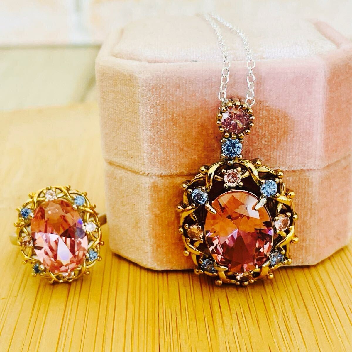 【美しい人にぴったりリング】2つピンクダイヤモンド?昭和リングネックレスセット フリーサイズ10号〜15号拍卖