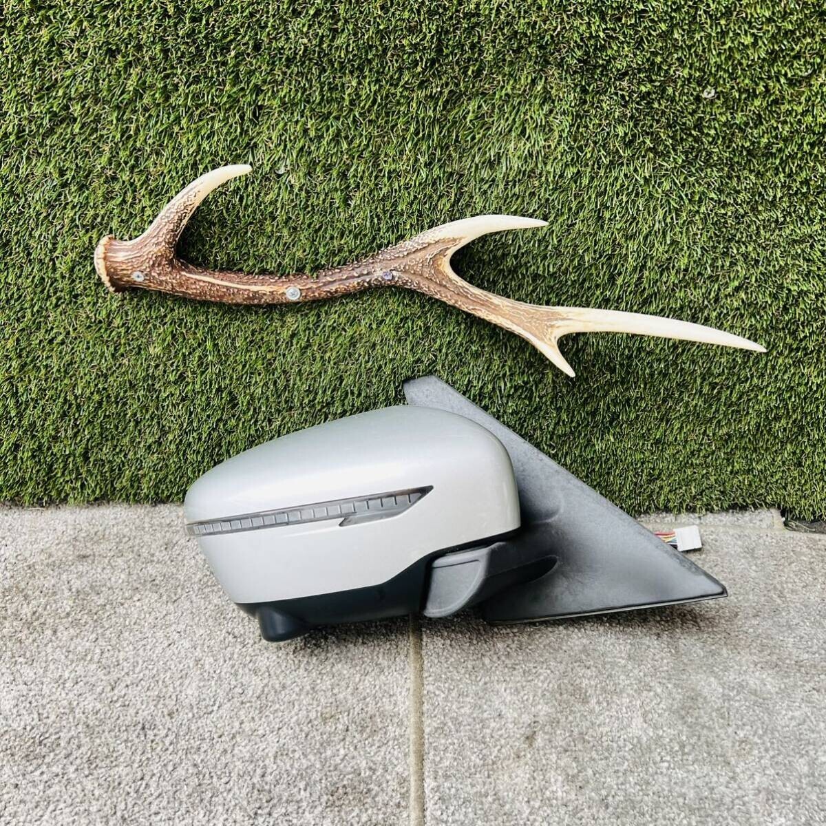 セレナ 27 【《GFC27 GC27 C27》】純正 右ドアミラー 右サイドミラー 【《色 K23》】拍卖