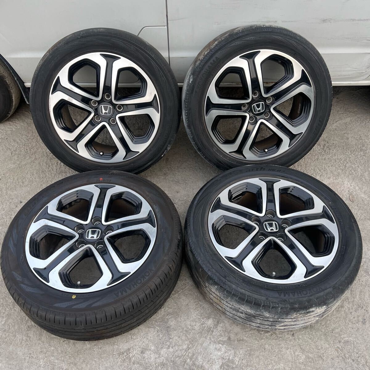 ホンダ純正 17インチ ヴェゼル 【《RU3 RU4》】215/55/R17 17x7J 5H YOKOHAMA 2020年x3 2024年x1 タイヤホイールセット 4本セット拍卖