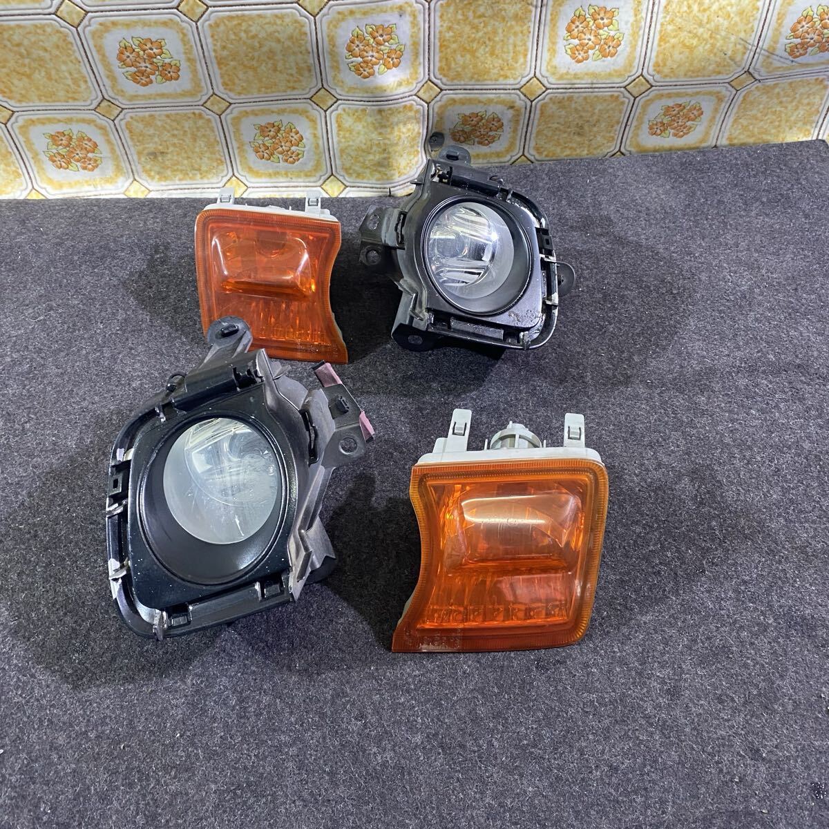 プリウス 30 PRIUS 【《ZVW30》】右左セット フォグ フォグランプ ウインカー 右フォグ 左フォグ 25-9-25拍卖